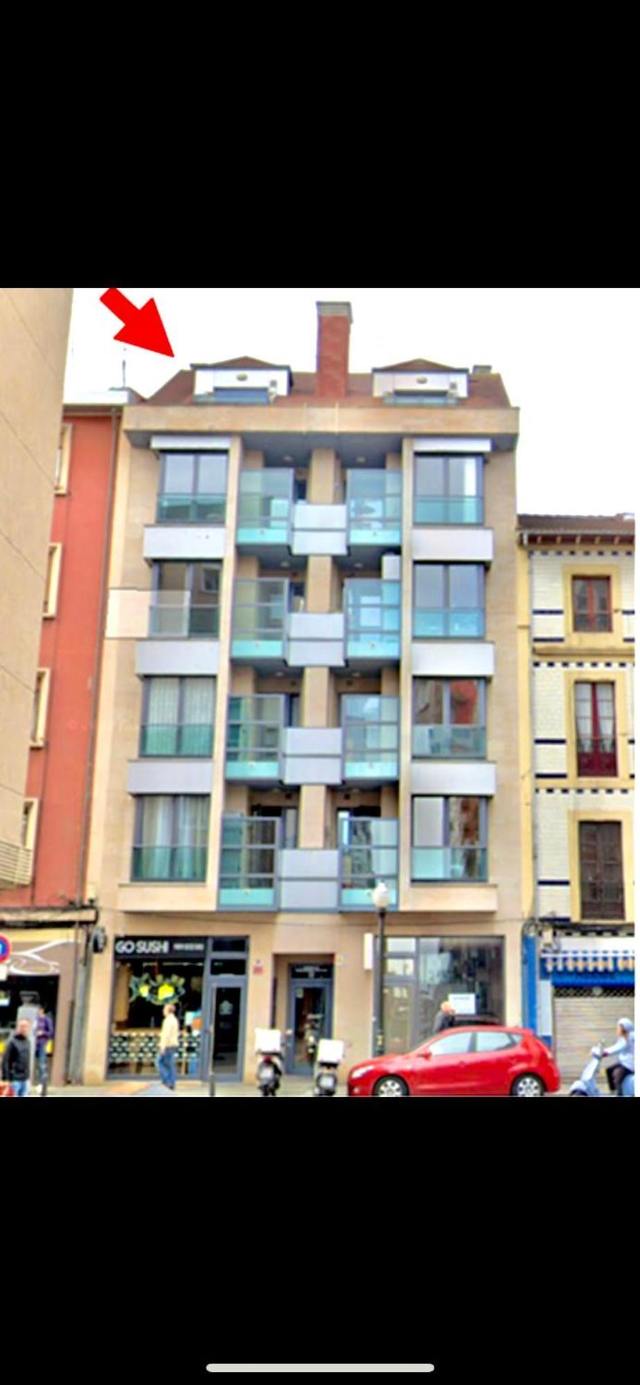 Atico Con Terraza, Vistas Al Mar Y Parking En Playa De S Lorenzo Gijon Exterior photo